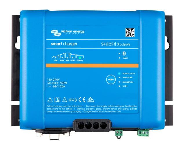 Victron Smart IP43 lader 24V 25A (3) 120-240V